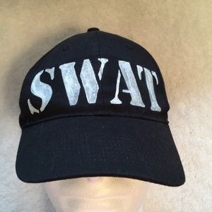 Swat Black & White cap